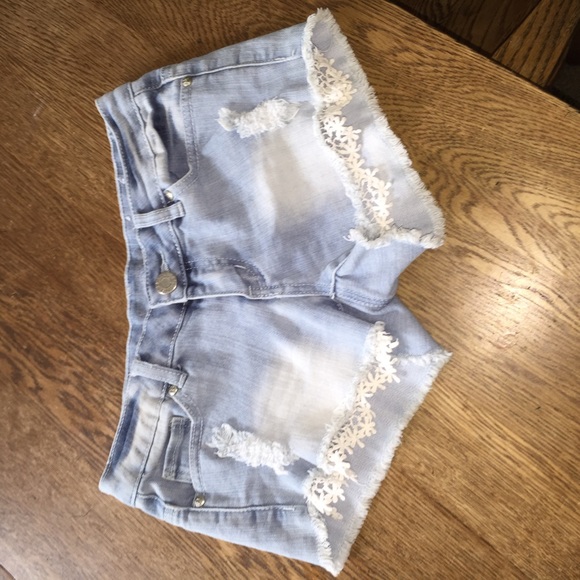 Almost Famous jean shorts