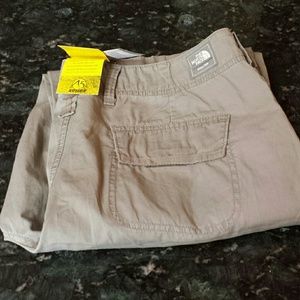 Brand new, never worn North Face cargo pants