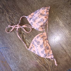 Billabong bikini top