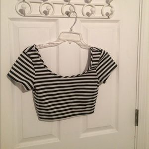 (4 for $40) Black and white striped crop top