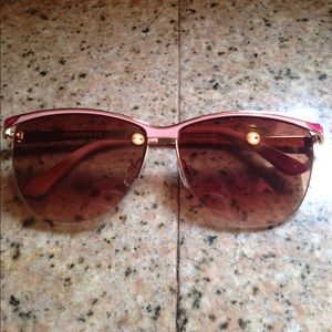 NWOT Steve Madden sunglasses