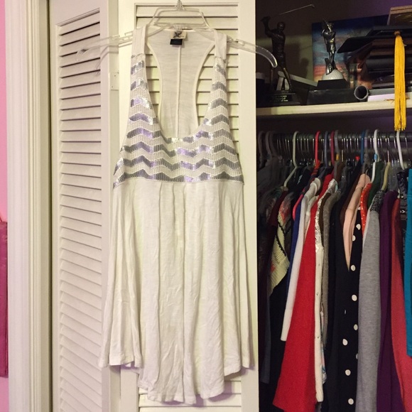 Buckle cream racer back top