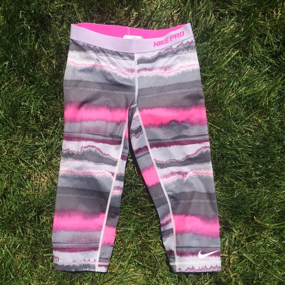 Nike Pro Women's Training Capris