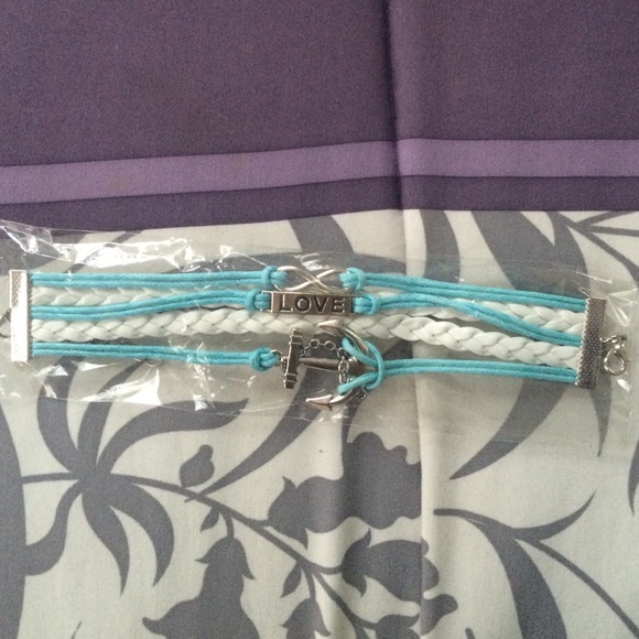 Bracelet - Picture 1 of 1