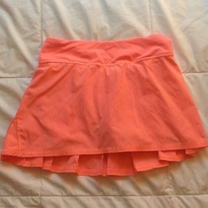 Lululemon pink workout skirt