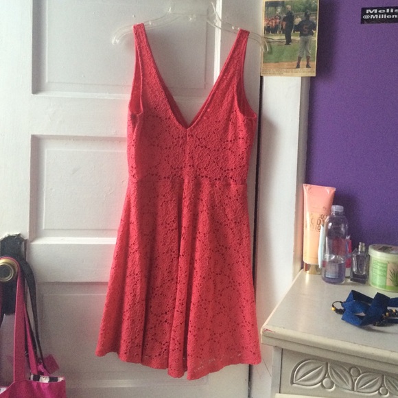 Pink dress - Picture 2 of 2