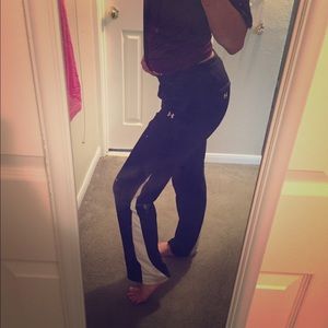 underarmour warmup/jogging pants