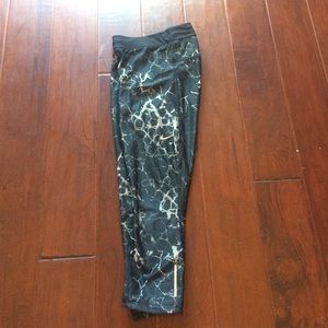 Nike lightening capri's