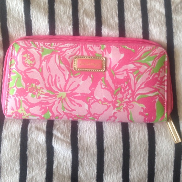 Lilly Pulitzer Wallet