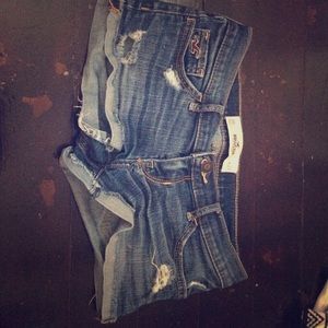 Size: 00 Hollister shorts
