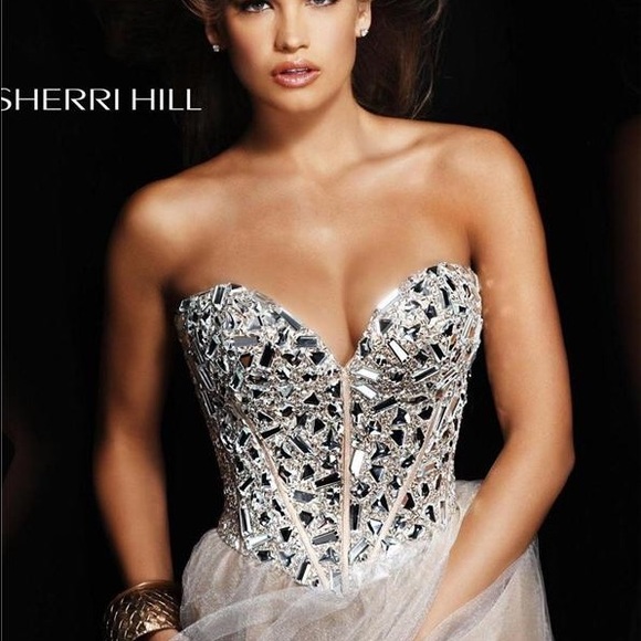 Sherri Hill Formal Dress (Size 1/2) - Picture 2 of 5