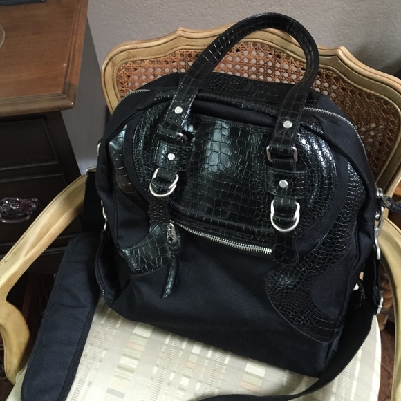 Awsome lululemon bag..