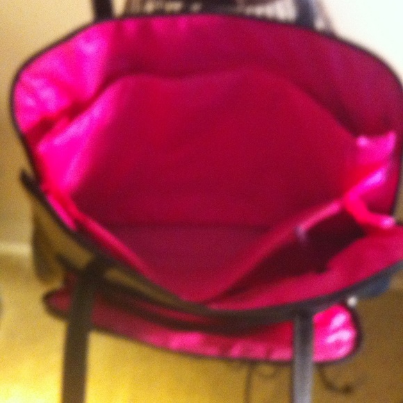 Travel bag - Picture 2 of 3