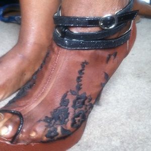 Platform peeptoe heels