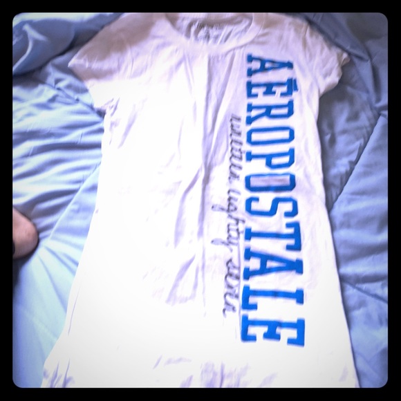 Aeropostale small tee