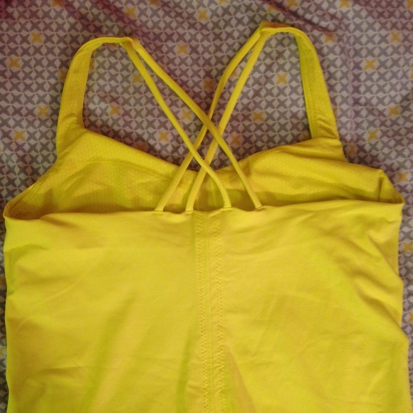 yellow free to be top lululemon