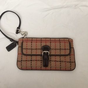 Coach wrist bag, woven, color brown/red/chocolate
