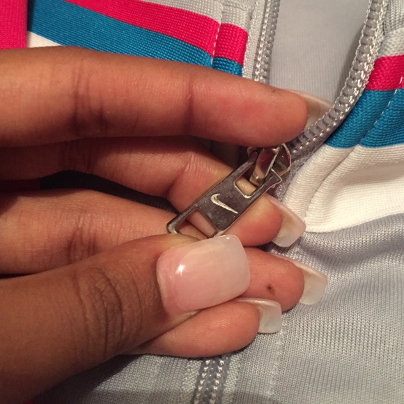 Authentic Nike athletic jacket. Size Small. - Picture 2 of 3