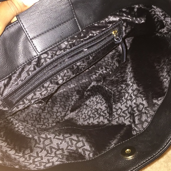 Brand new authentic DKNY purse. Black. - Picture 3 of 3