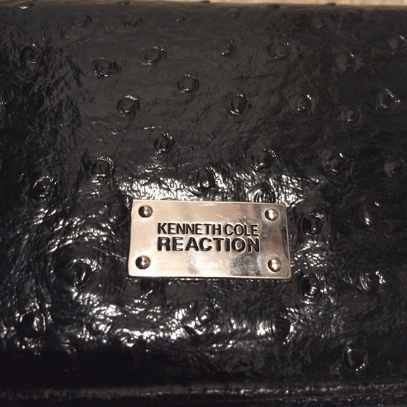 Kenneth Cole wallet. Black - Picture 2 of 3