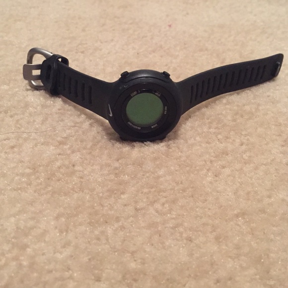 Like new nike watch - Picture 1 of 2
