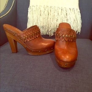 Tan Ralph Lauren clogs