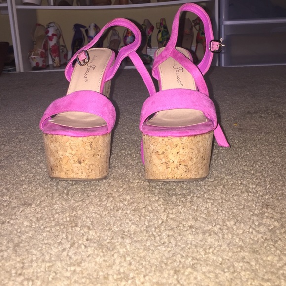 Cork wedges
