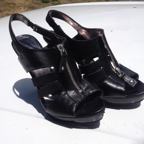Carlos Santana black high heels
