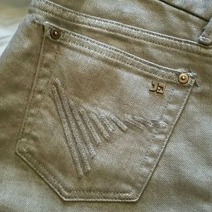 **SOLD LOCAL**Joe's Jeans Party Pants!