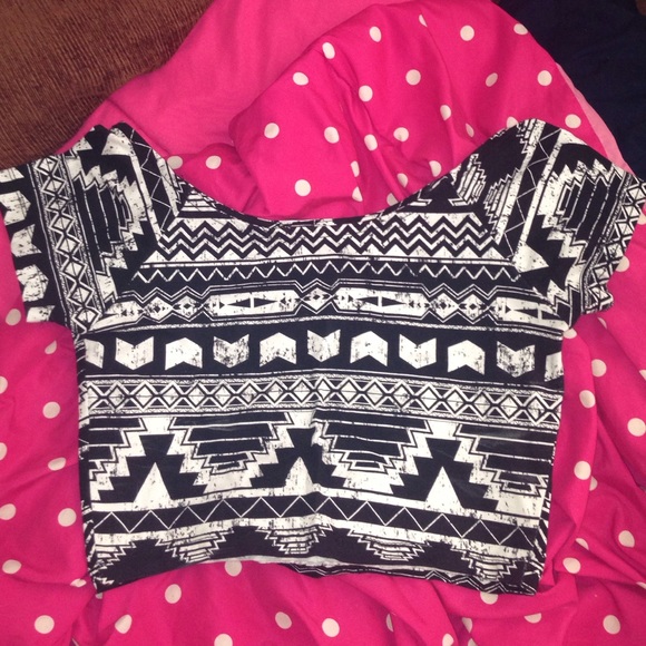 Crop top