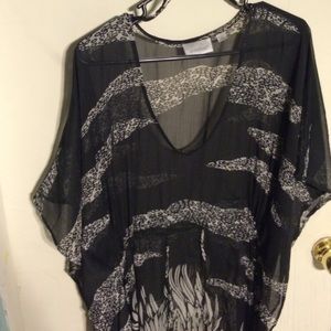 Black and white beach cover up