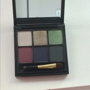 Mac 6 Twists of Tartan Limited Edition Eye Shadow