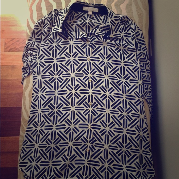 Banana Republic black and white blouse