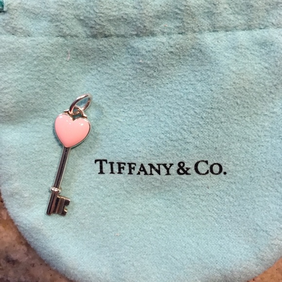 💥FINAL PRICE DROP💥 Tiffany necklace W/OUT chain