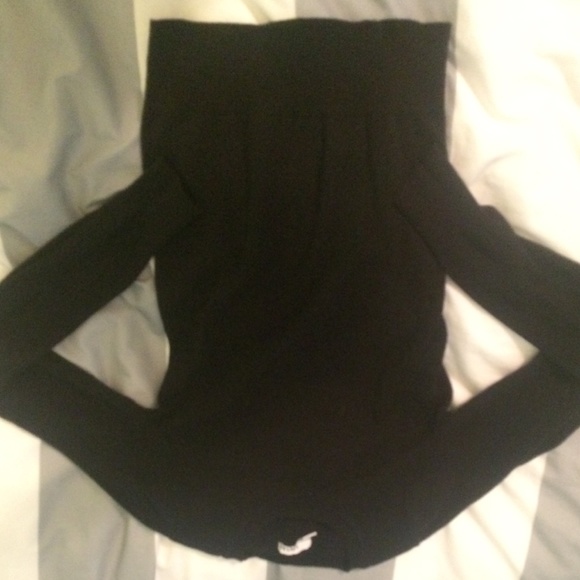 Black Crewneck Sweater - Picture 2 of 2