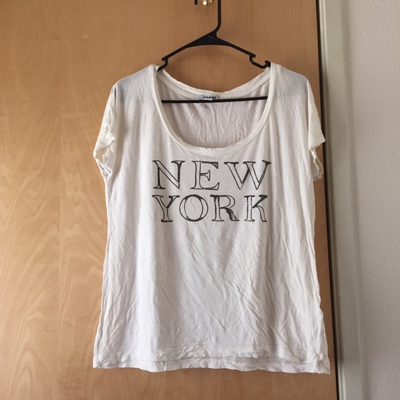 Old Navy T-shirt