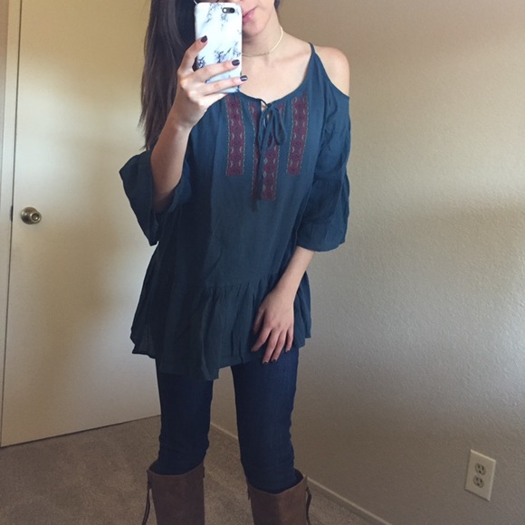 🆑 Teal Embroidered Ruffle Tunic Top - Picture 2 of 4