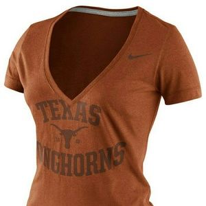 🚫SOLD🚫 on Offerup. Nike Texas Longhorns t-shirt