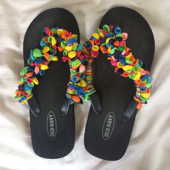 balloon flip flops