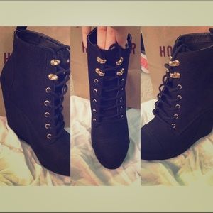 Size 7 Forever 21 heels