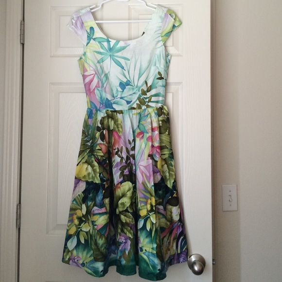 ➡️ Reserved for @kesparza. Pinup style dress