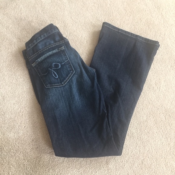 Guess Foxy Flare Jeans - Picture 2 of 3