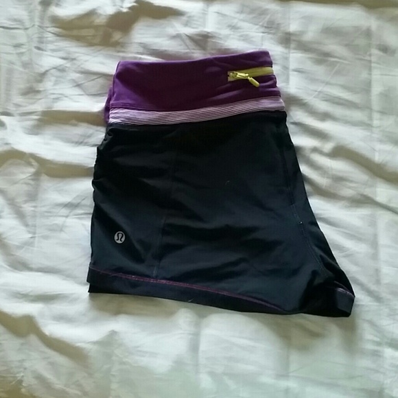 Lululemon running shorts in potion purple