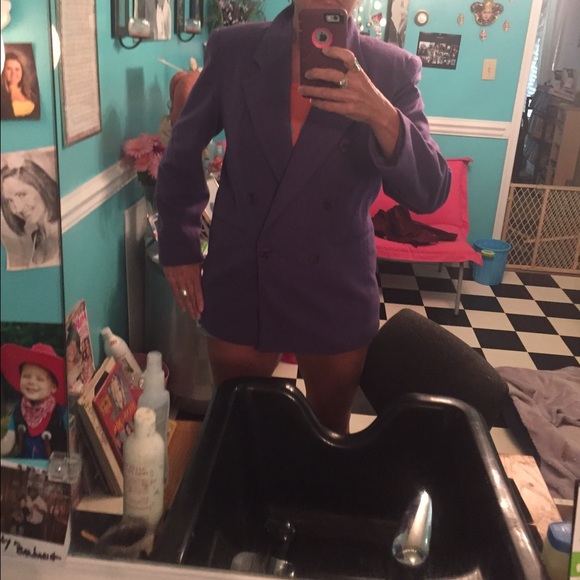 Blazer - Picture 2 of 3