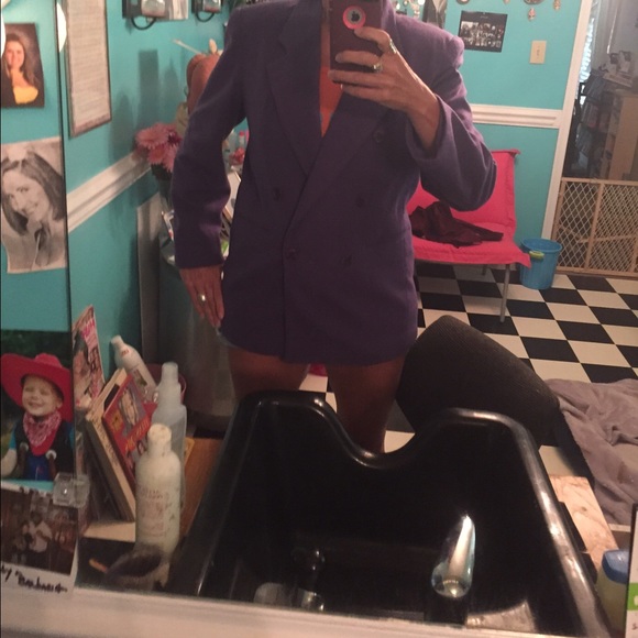 Blazer - Picture 3 of 3