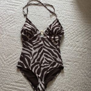 Tiger print onepiece