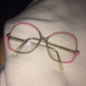 Retro 1950s reading glasses