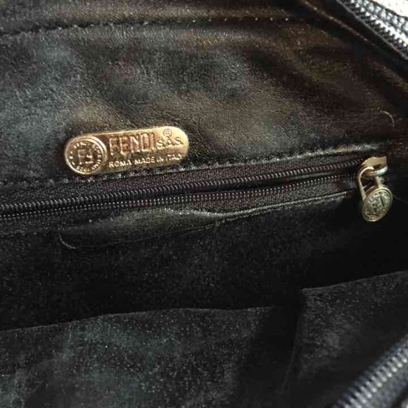 100% authentic vintage fendi cross body SOLD!! - Picture 4 of 4