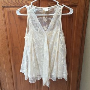 HOLD for 3crewplustwo Piece Cream Tank