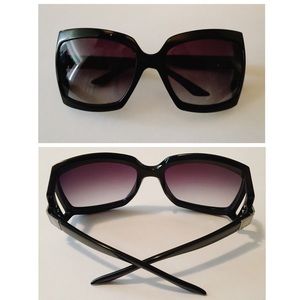 🚫SOLD Dior black sunglasses